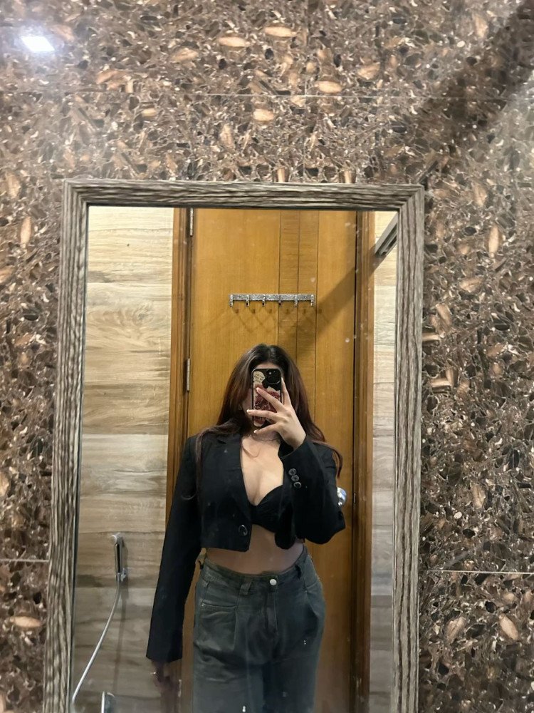 Elite Jagatpura Escorts | VIP GFE with No Strings Attached Thumbnail 3