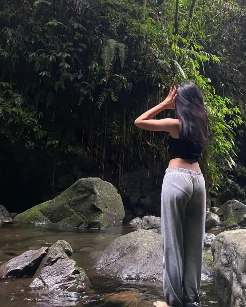 ✈️ Pooja – Your Fun & Travel-Loving Companion (No Strings Attached) ✈️ Thumbnail 2